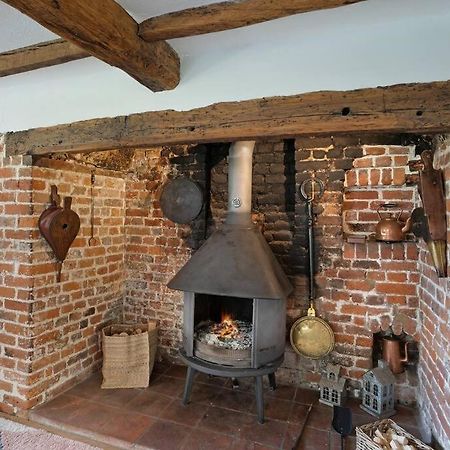 Local Walks Pub Gardens Pet Friendly Landscaped Gardens And Free Private Parking Doddington (Kent) Exterior foto