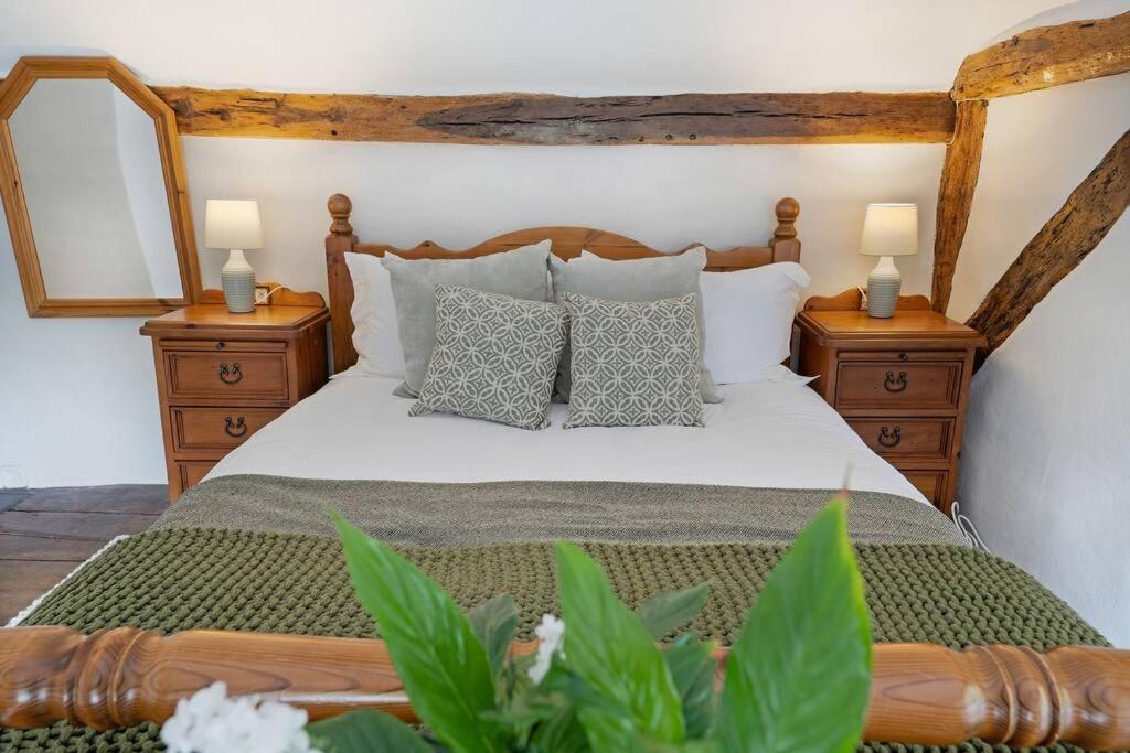 Local Walks Pub Gardens Pet Friendly Landscaped Gardens And Free Private Parking Doddington (Kent) Exterior foto
