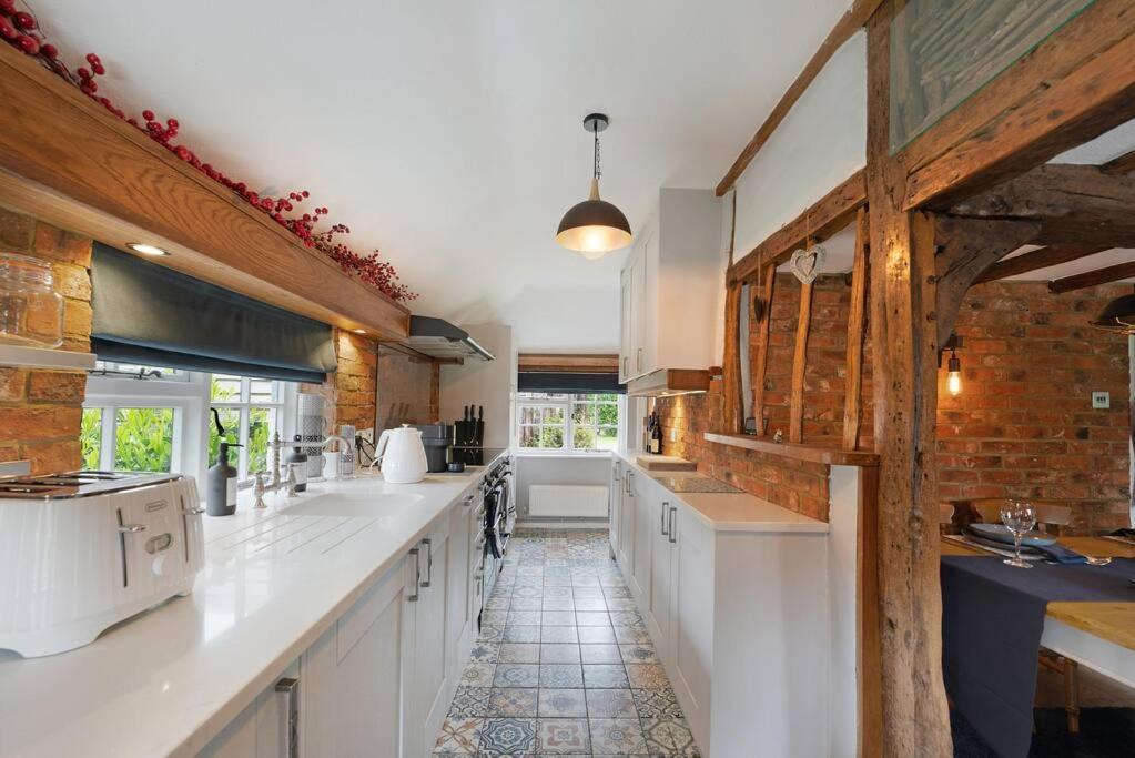 Local Walks Pub Gardens Pet Friendly Landscaped Gardens And Free Private Parking Doddington (Kent) Exterior foto