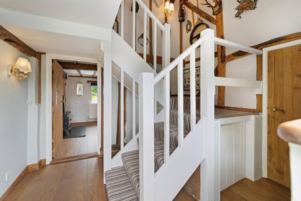 Local Walks Pub Gardens Pet Friendly Landscaped Gardens And Free Private Parking Doddington (Kent) Exterior foto